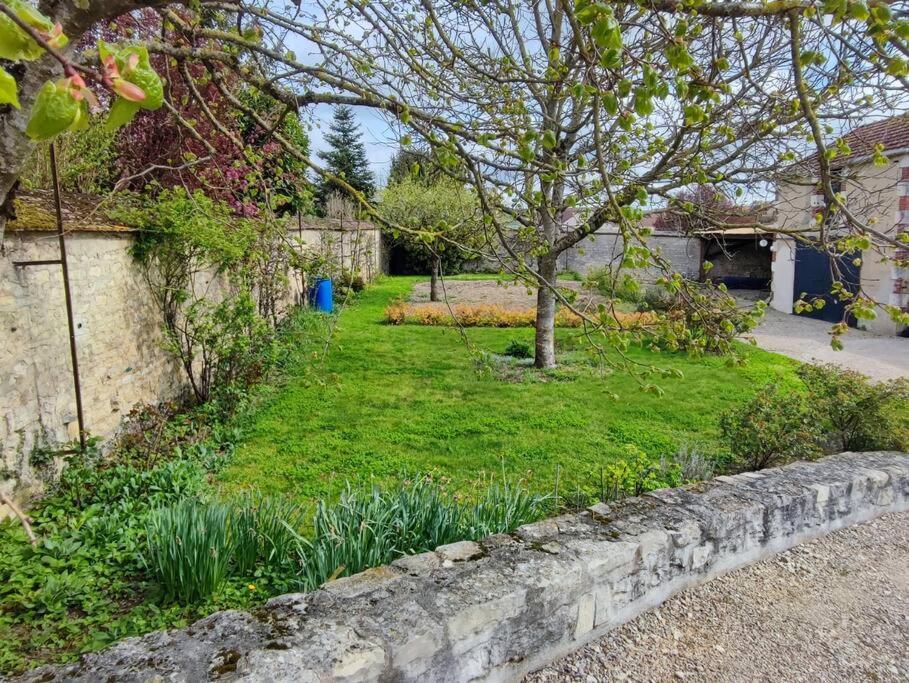 Holiday home Clos Saint-priscus - De Charme - Les Bastides D'edouard En Bourgogne *